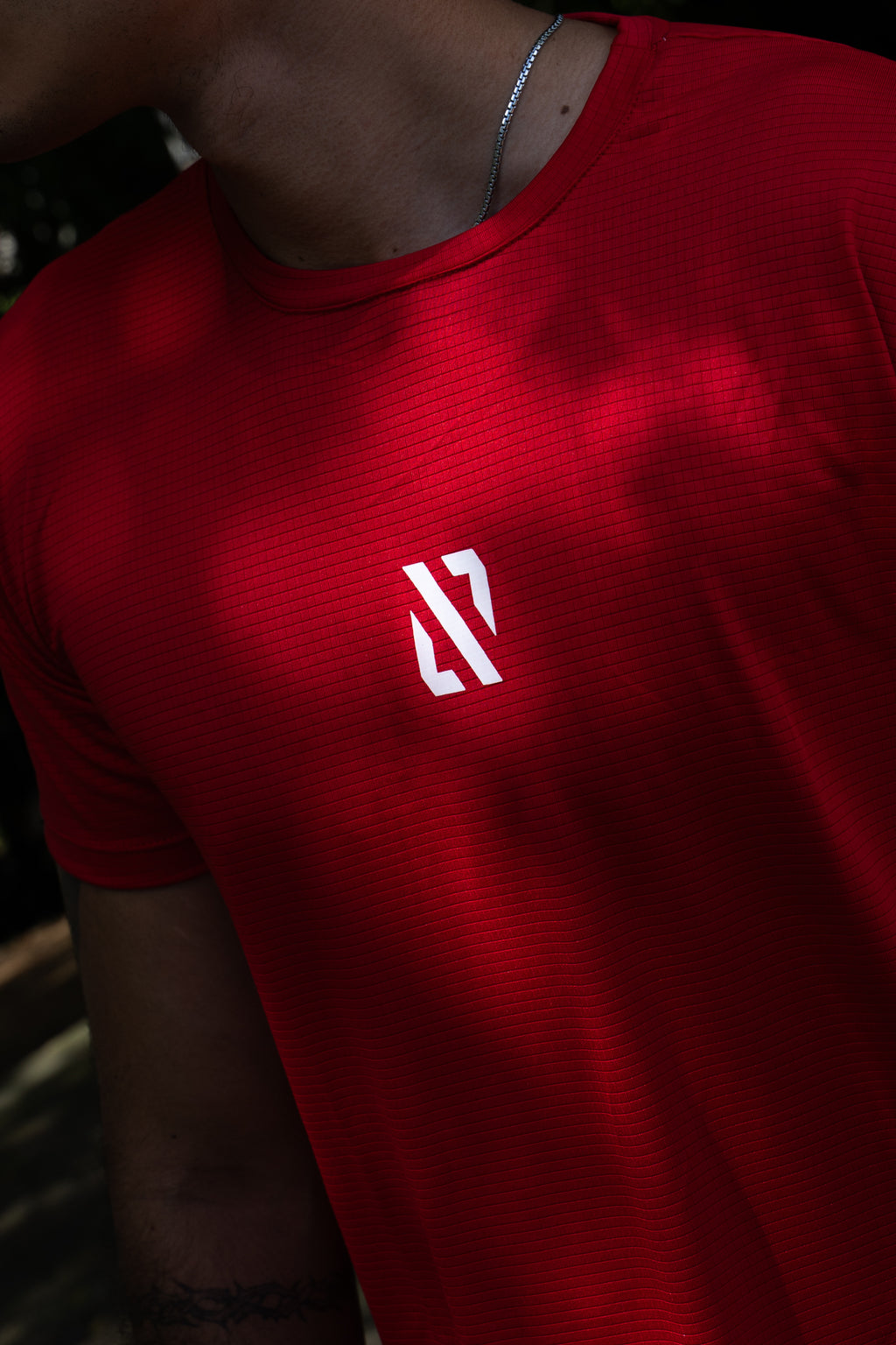 Hybrid ELITE Roja