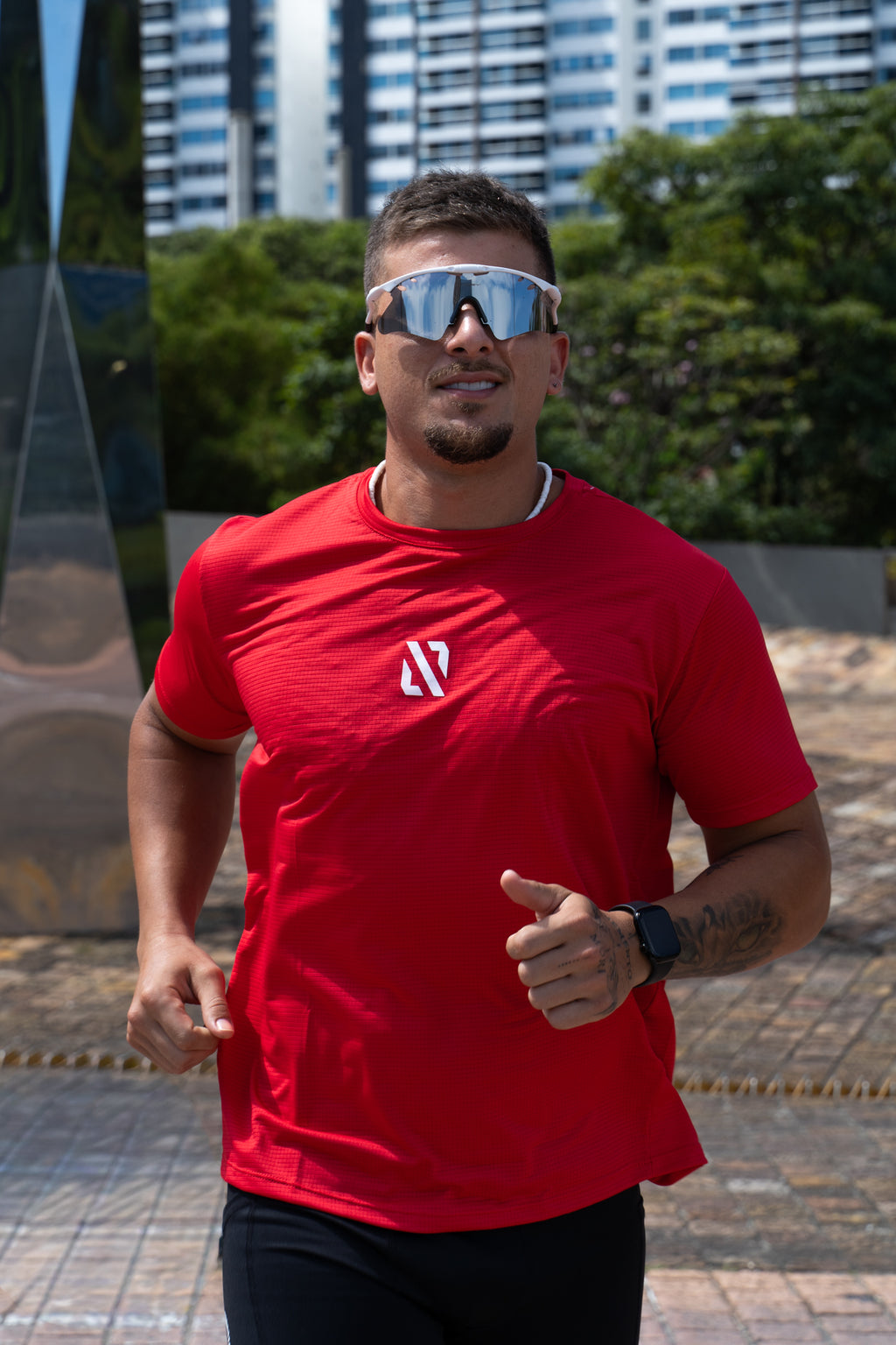 Hybrid ELITE Roja